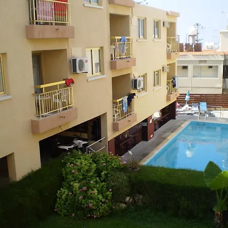 Barbara Tourist Aparthotel 2*
