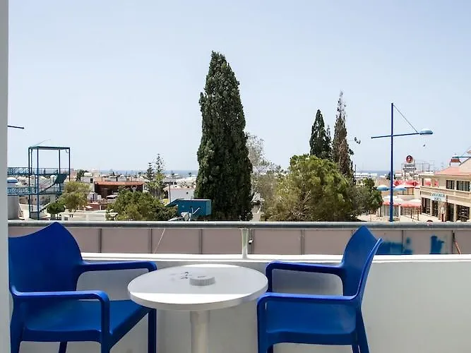 Barbara Tourist アヤナパ