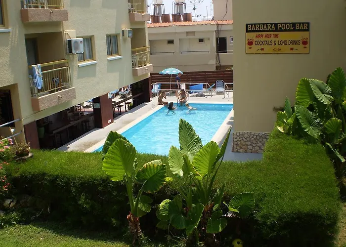 Barbara Tourist アヤナパ