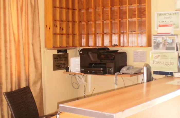 Barbara Tourist アパートホテル 3*